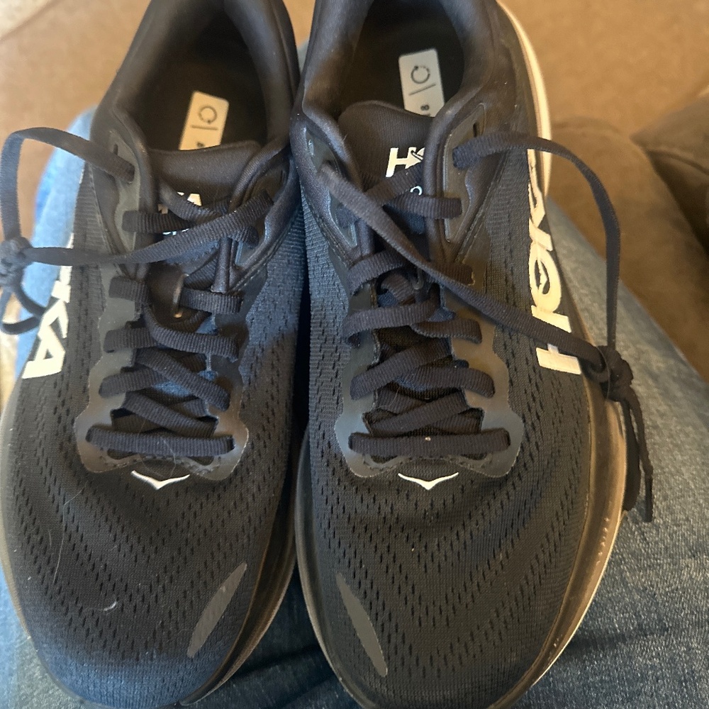 Hoka Bondi